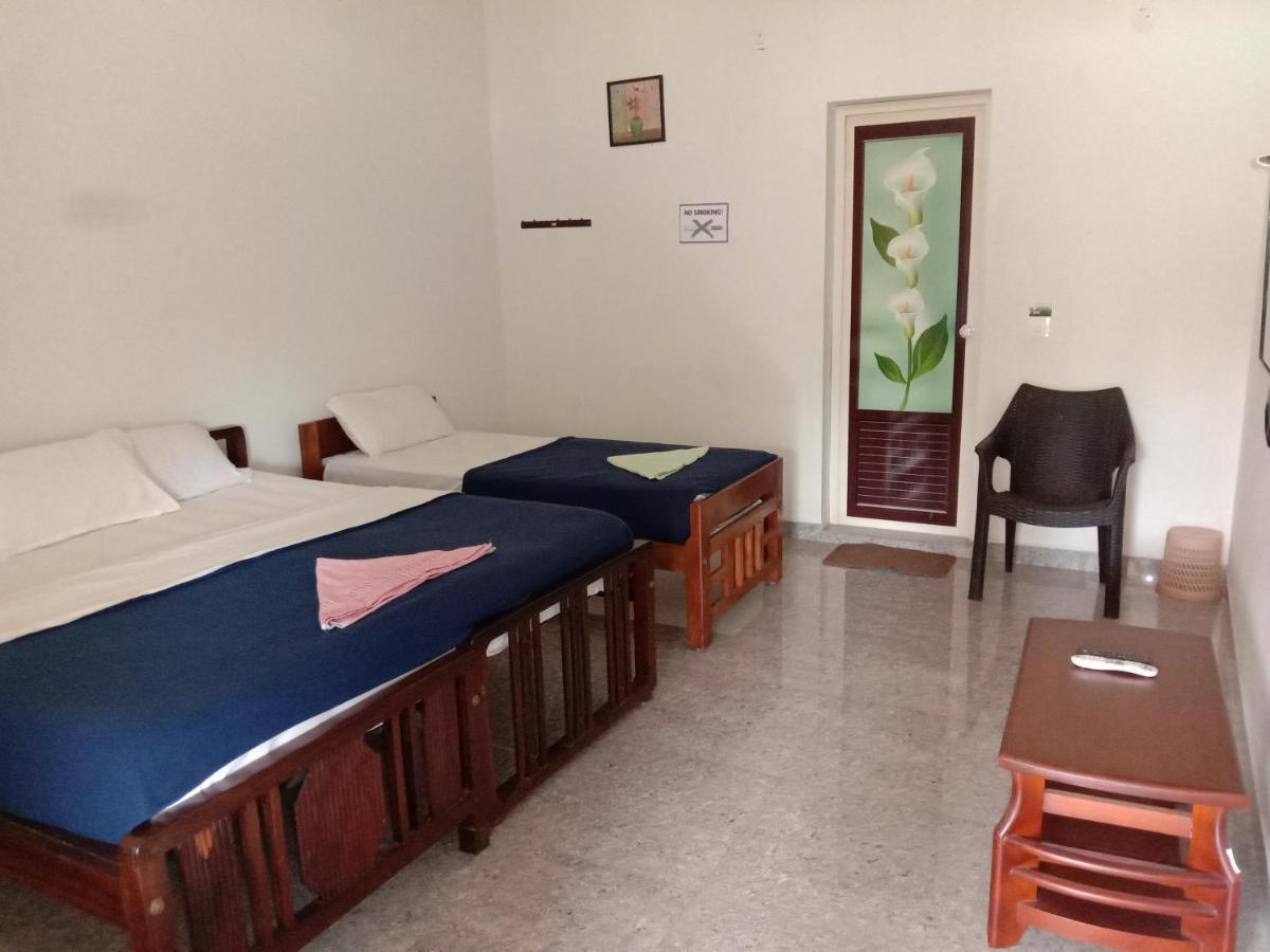 Shivalaya Homestay, Madikeri Siddāpur Exteriör bild